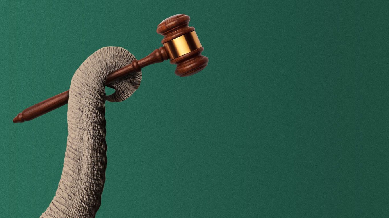 Scoop: Trump aides bullish on Supreme Court boosting GOP in midterms