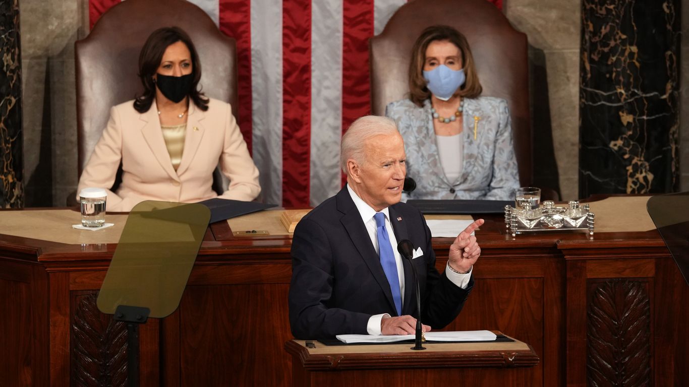 Pelosi invites Biden to give State of the Union on March 1 thumbnail