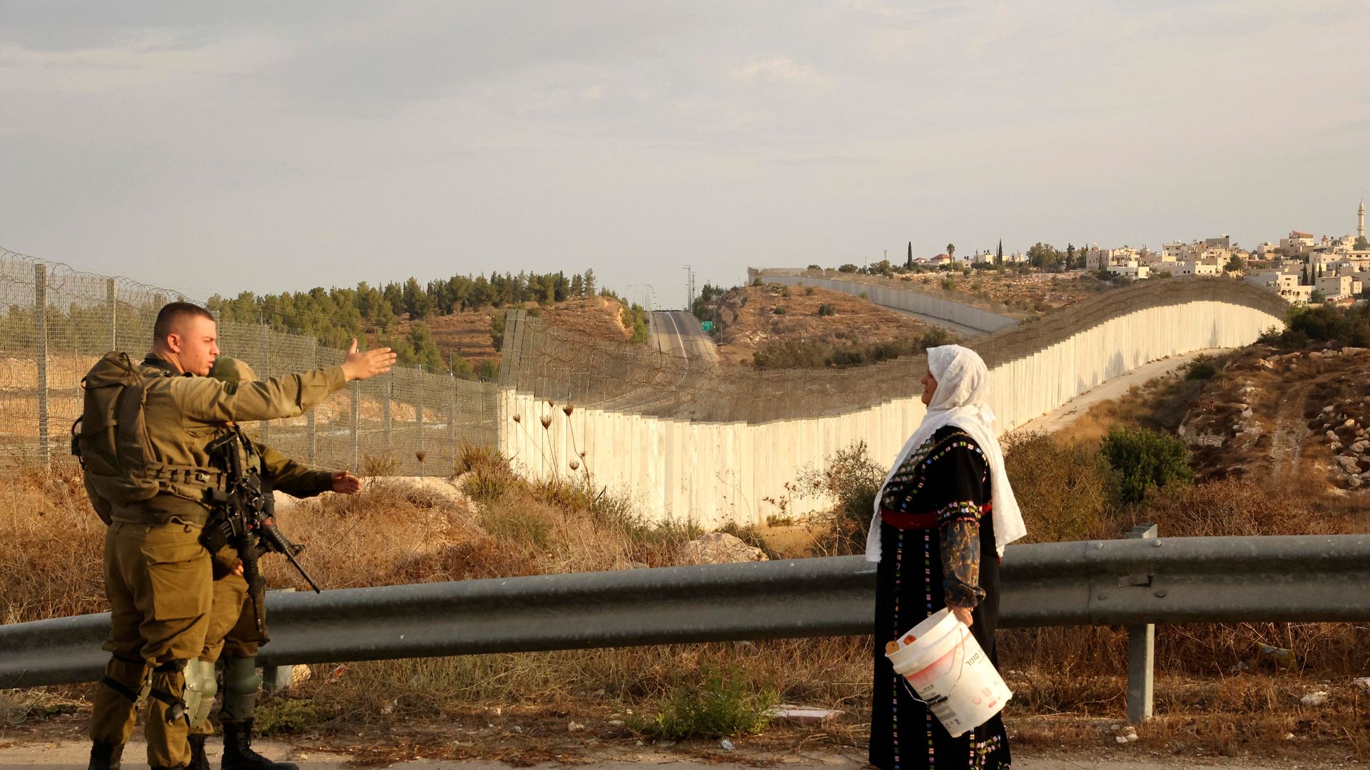 Israel lady checkpoint