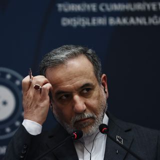 Iran's foreign minister says Tehran ready to resume nuclear talks with U.S.