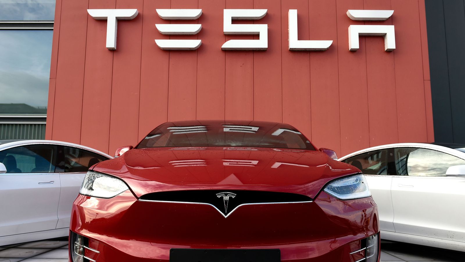 Tesla Agrees To Stop Letting Drivers Play Video Games