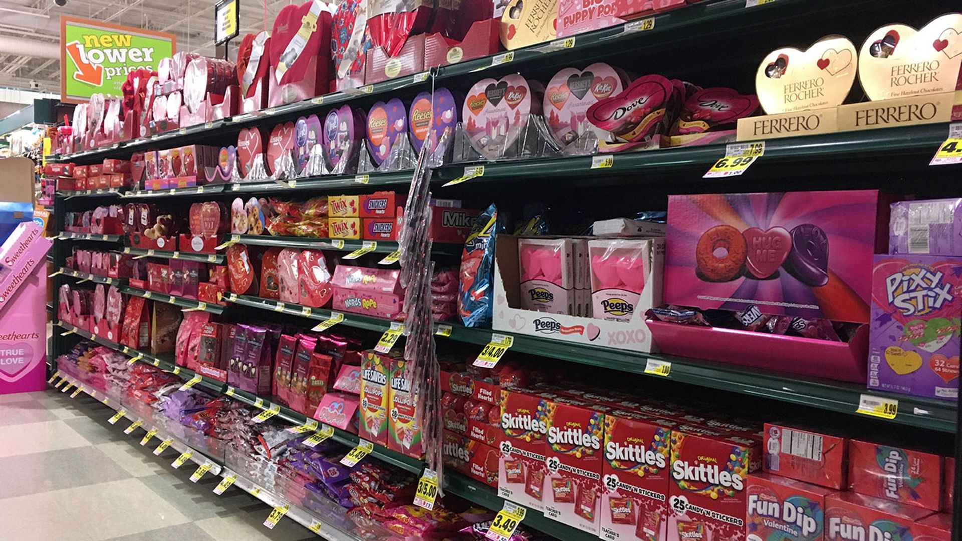 valentines-aisle-at-harris-teeter