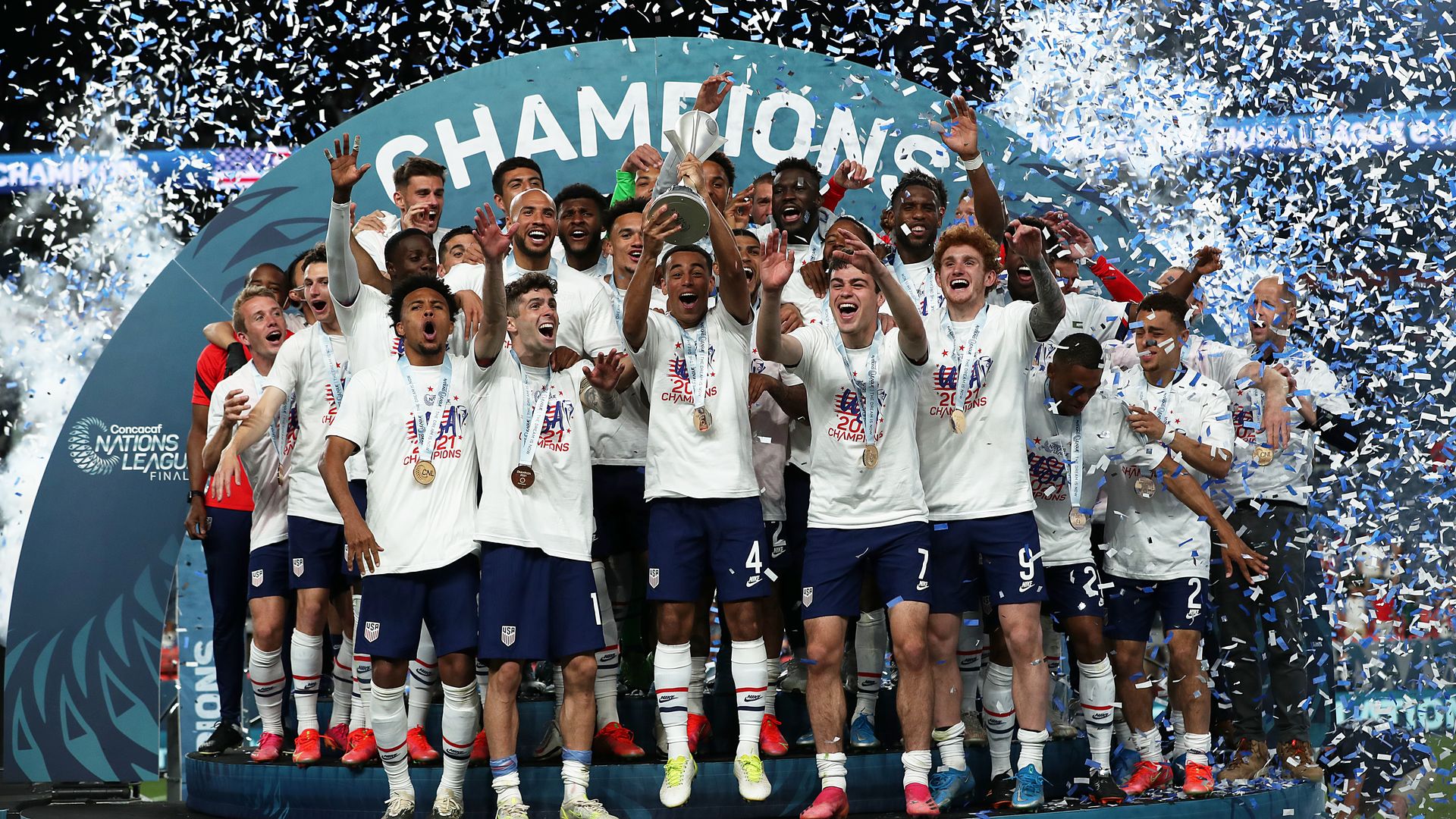 usmnt celebrates victory