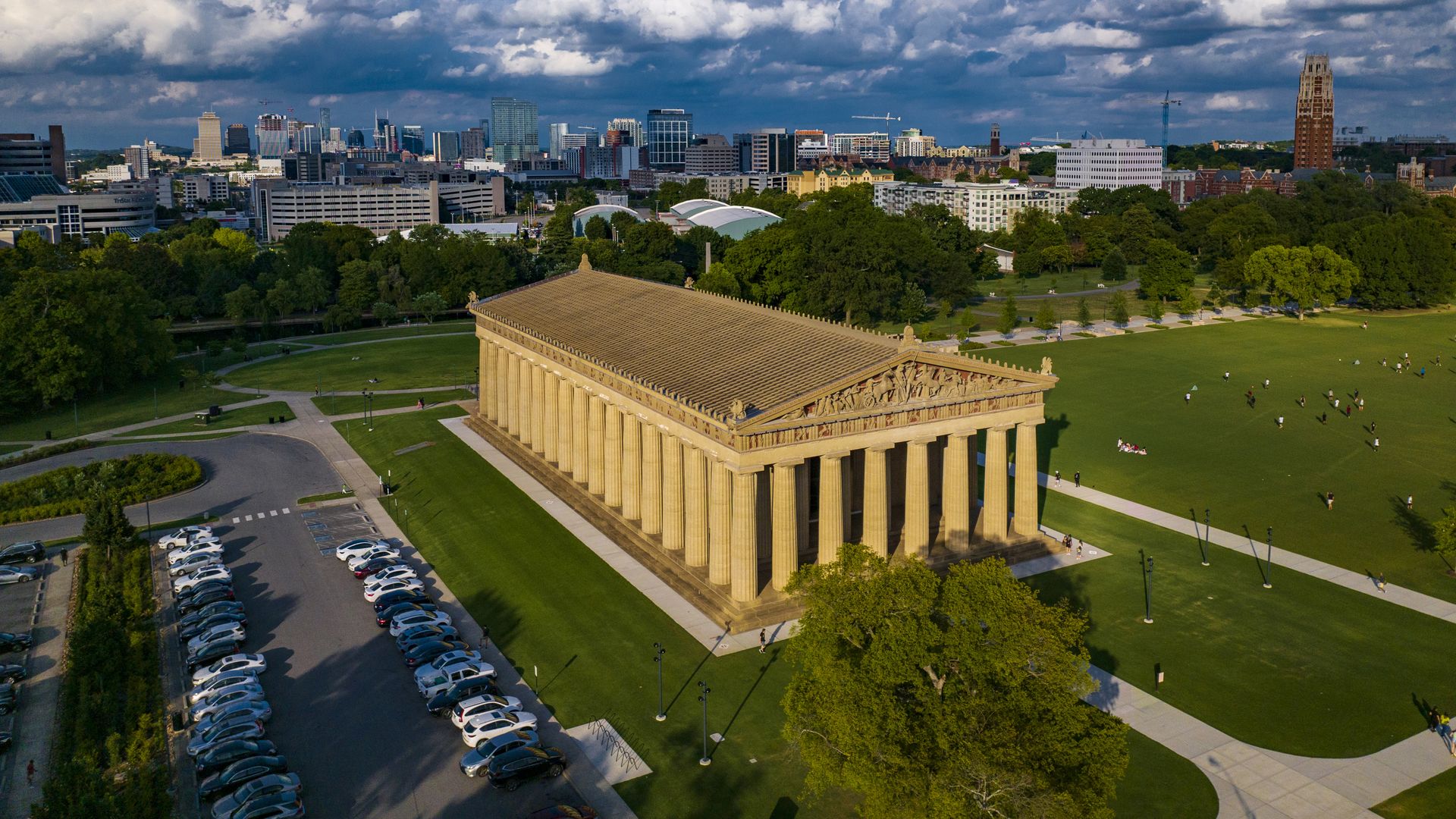 Replica of Greek Parthenon is in downtown Nashville, Tennessee.